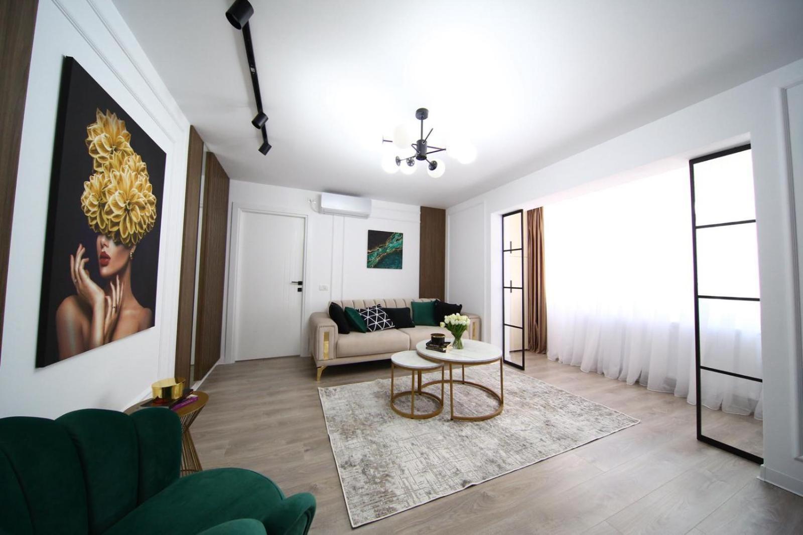 Apartament Luxury Est One *